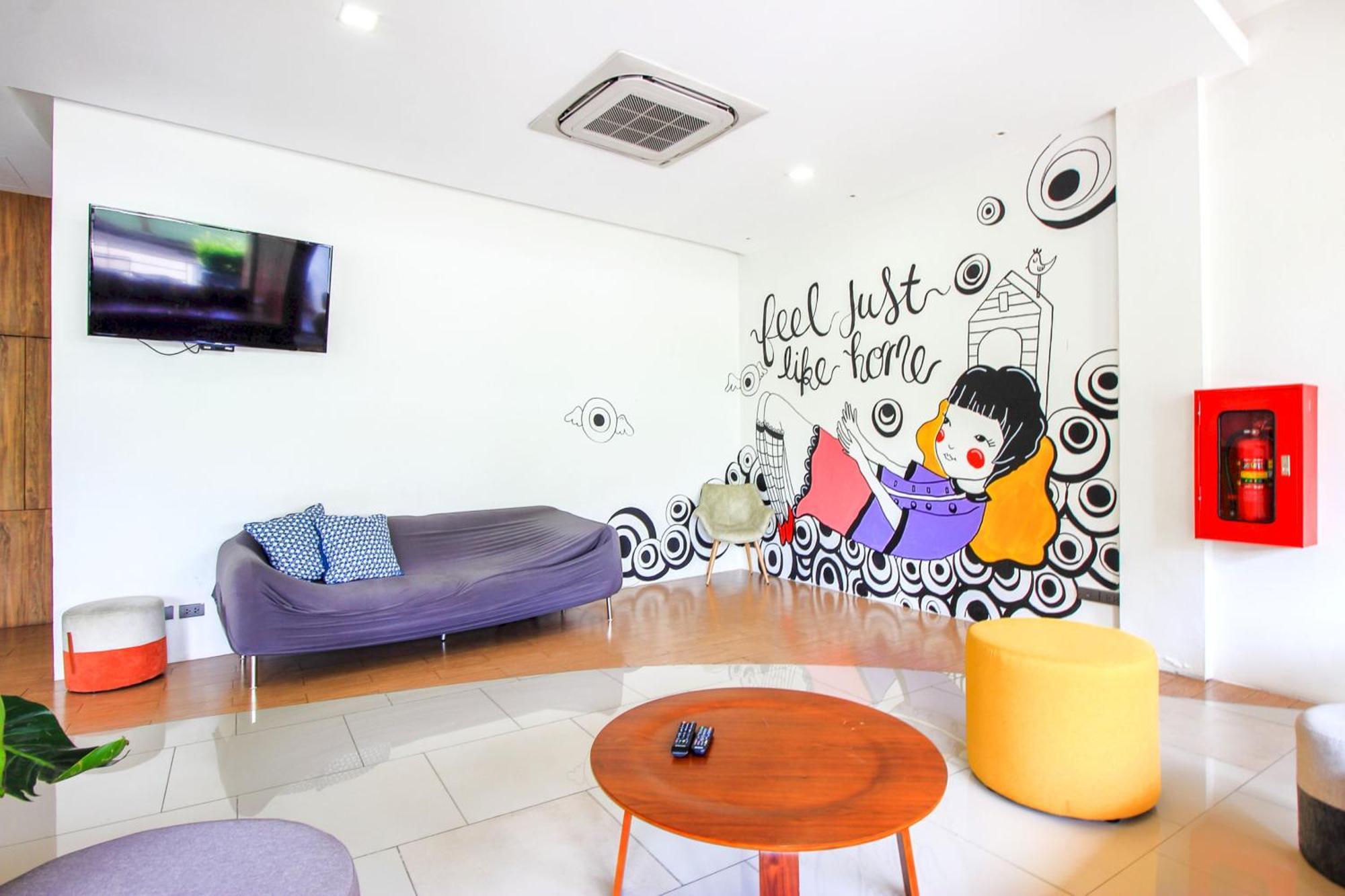 Super Oyo 426 All Day Hostel At Sukhmvit Bangkok Exterior photo