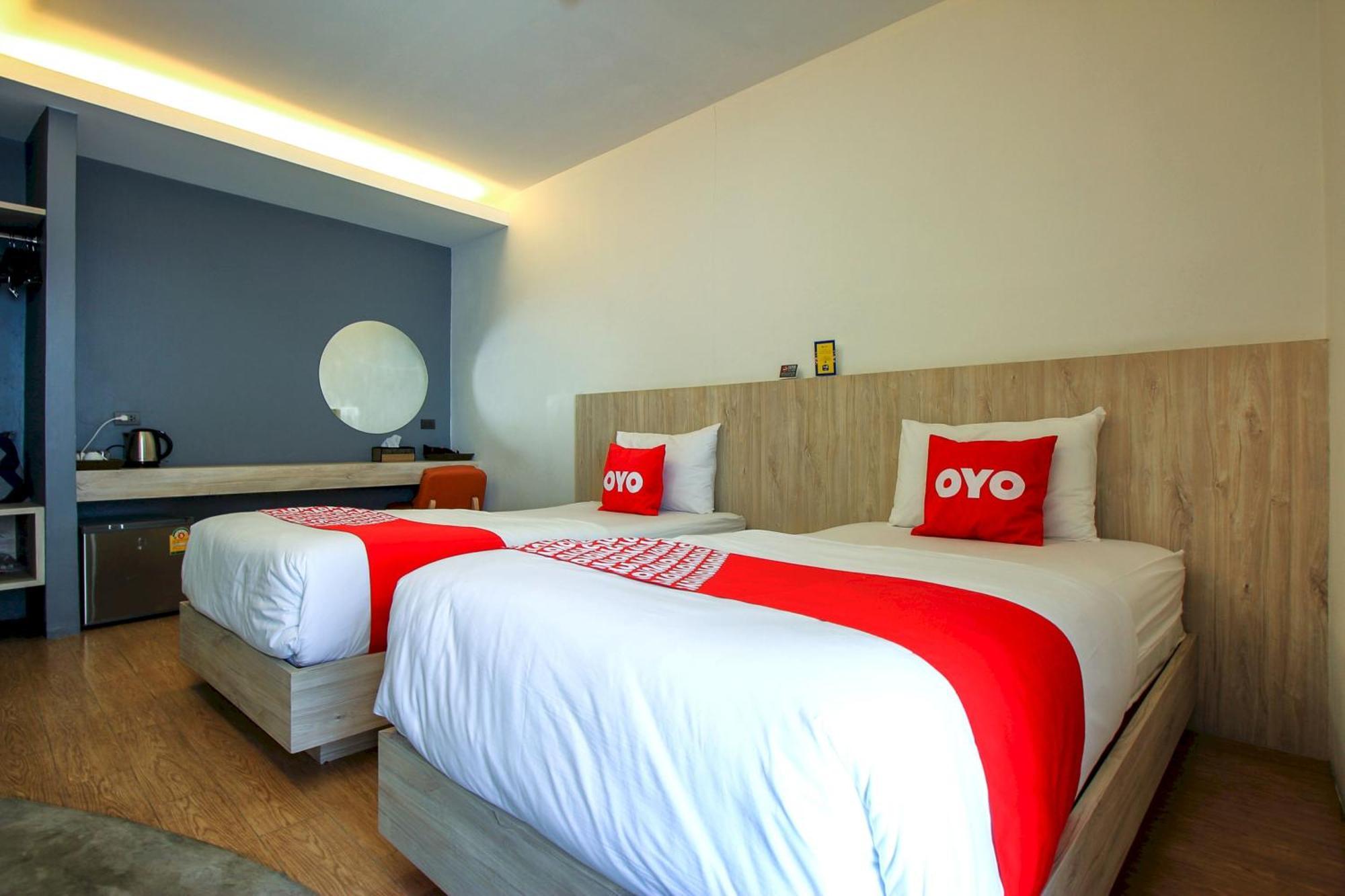 Super Oyo 426 All Day Hostel At Sukhmvit Bangkok Exterior photo