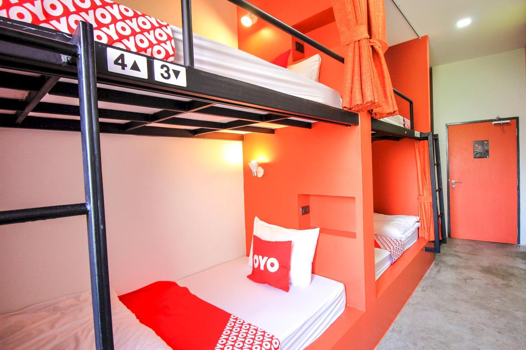 Super Oyo 426 All Day Hostel At Sukhmvit Bangkok Exterior photo