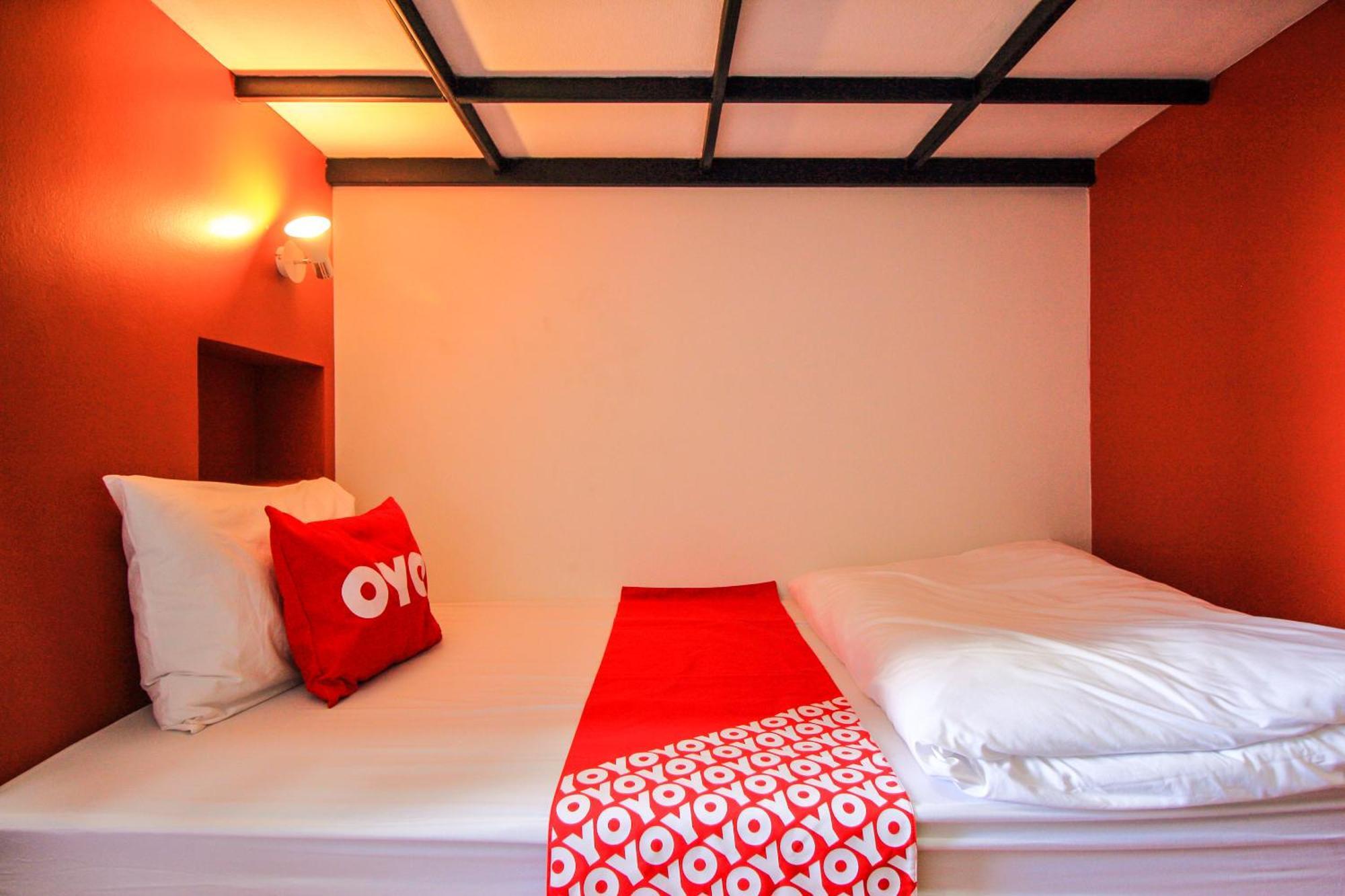 Super Oyo 426 All Day Hostel At Sukhmvit Bangkok Exterior photo