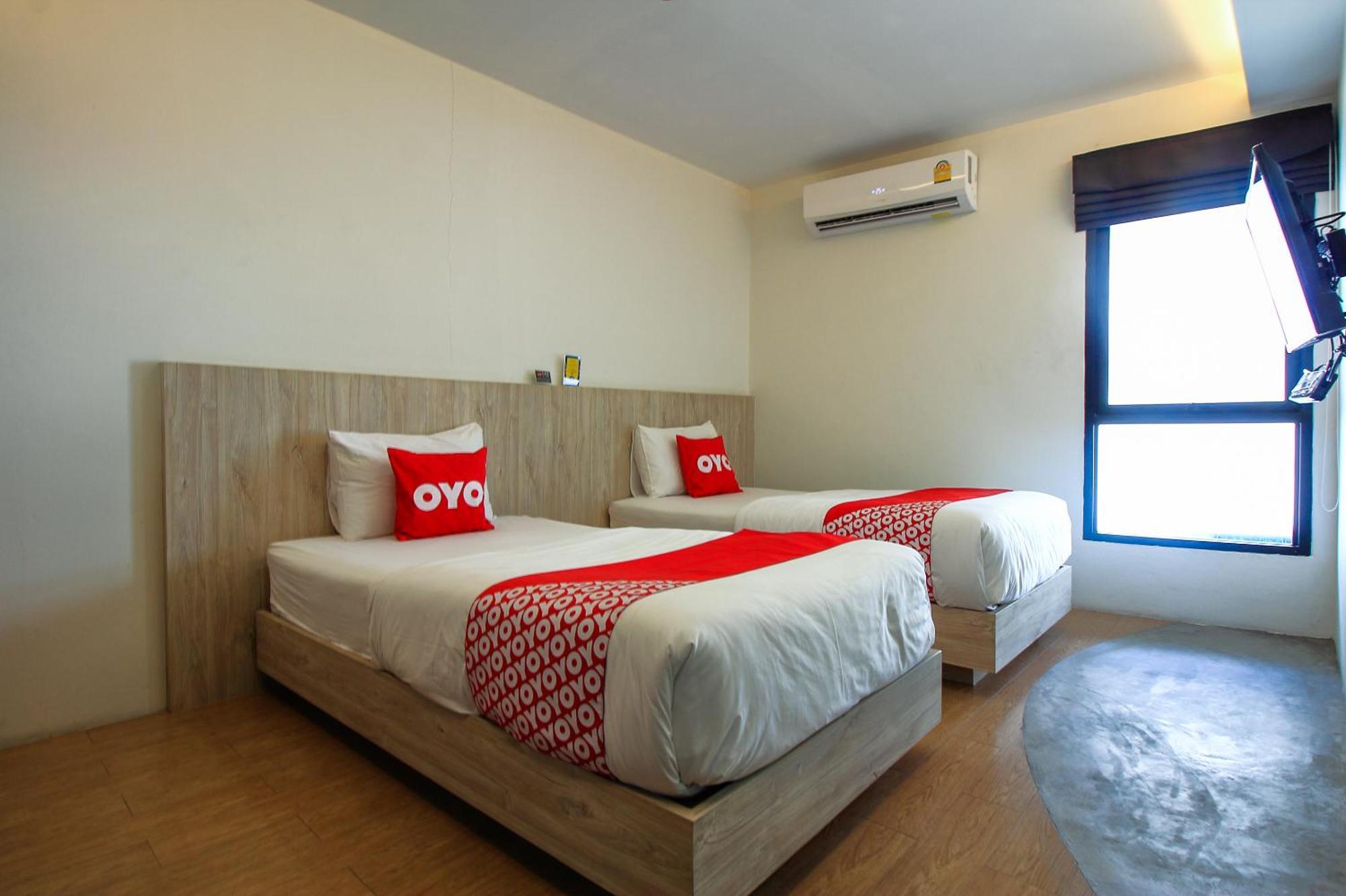 Super Oyo 426 All Day Hostel At Sukhmvit Bangkok Exterior photo