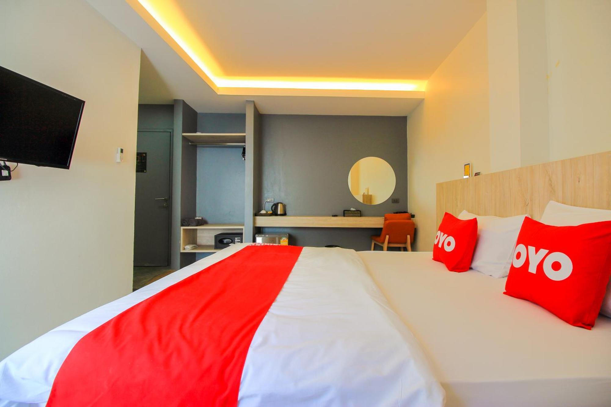 Super Oyo 426 All Day Hostel At Sukhmvit Bangkok Exterior photo